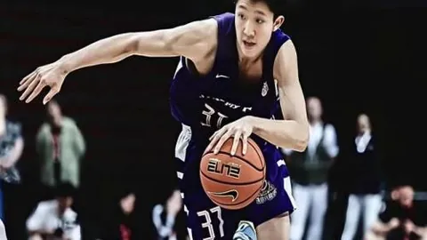 世界杯狂欢连续3战全胜，10胜8佳绩见证，抓住机遇时刻
